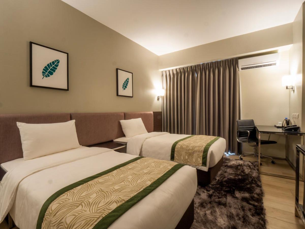 Sequoia Hotel Manila Bay Paranaque City Exterior photo
